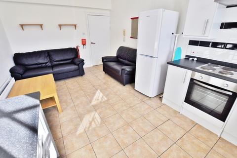 6 bedroom apartment to rent, Rubicon House, Newcastle Upon Tyne