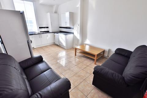 6 bedroom apartment to rent, Rubicon House, Newcastle Upon Tyne