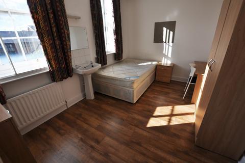 6 bedroom apartment to rent, Rubicon House, Newcastle Upon Tyne