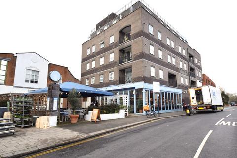 1 bedroom apartment to rent, Chiswick W4