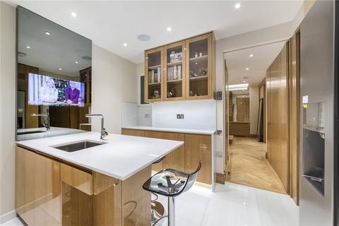 3 bedroom apartment to rent, Upper Grosvenor Street, Mayfair, London, W1K
