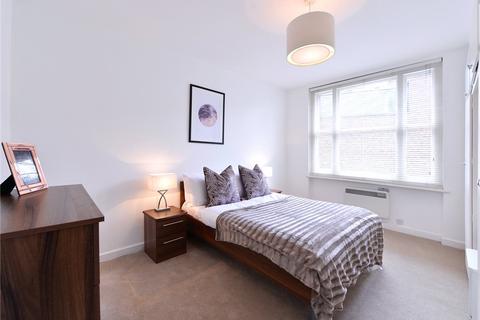 Studio to rent, Hill Street, Mayfair, London, W1J