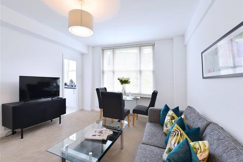 Studio to rent, Hill Street, Mayfair, London, W1J