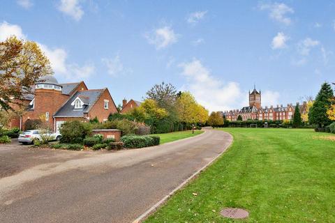 undefined, Upper Walk, Virginia Park, GU25 4SN