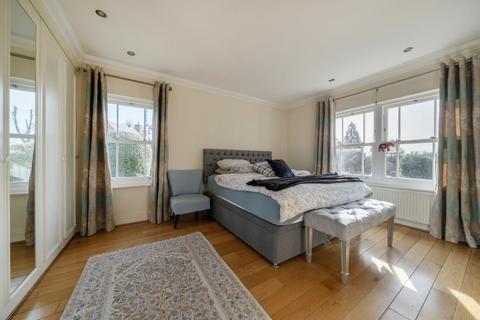 undefined, Upper Walk, Virginia Park, GU25 4SN