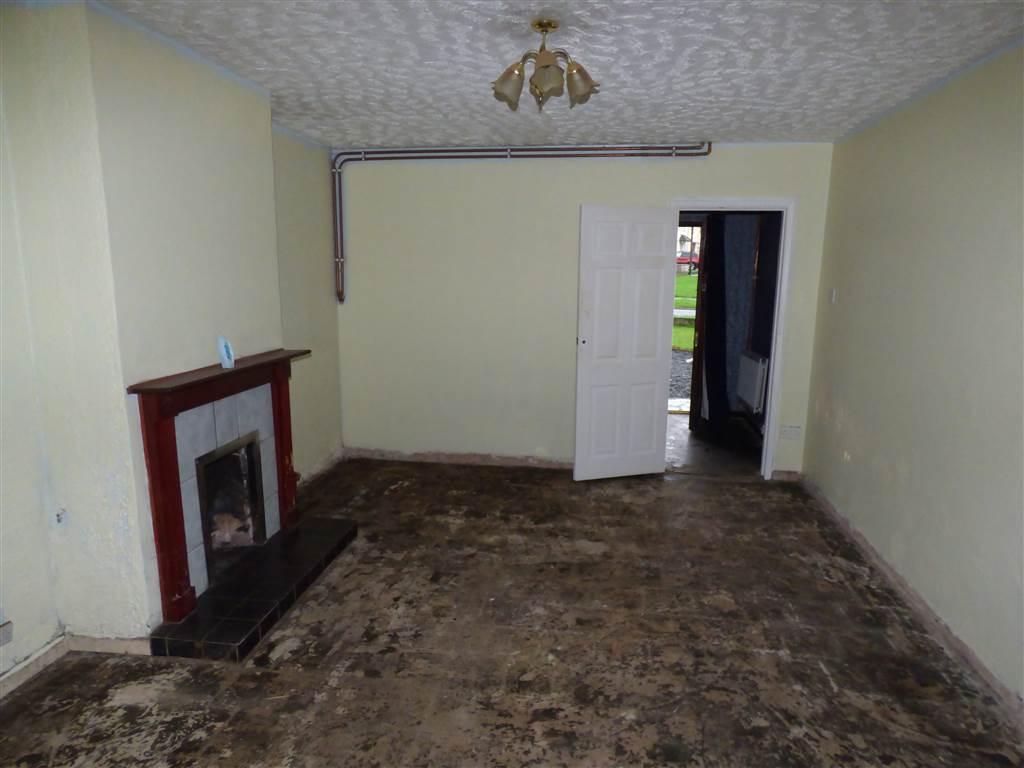 182 Linn Road, Larne, BT40 2AL 3 bed townhouse £34,950