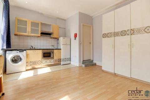 Studio to rent, West End Lane, West Hampstead NW6