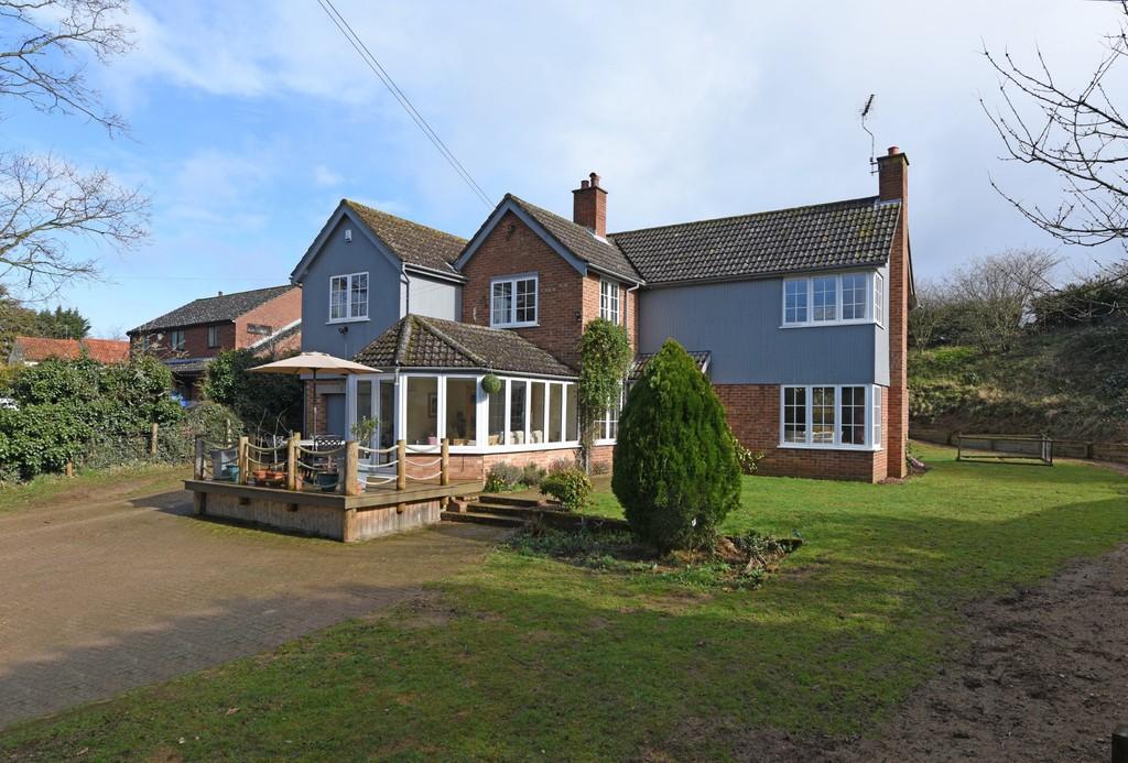 Bromeswell, Nr Woodbridge, Suffolk 5 bed detached house £565,000