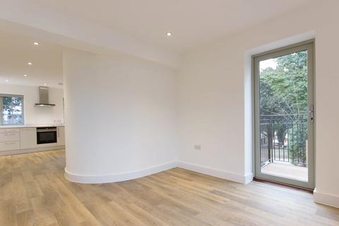 2 bedroom apartment to rent, High Street, Trumpington, Cambridge