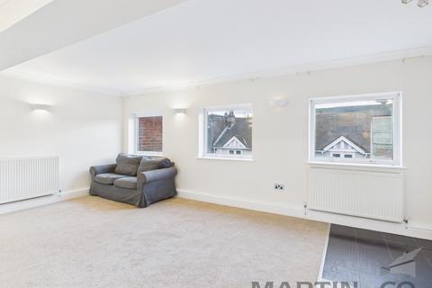 1 bedroom flat to rent, St Peters Street, St Albans