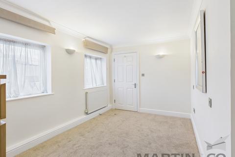 1 bedroom flat to rent, St Peters Street, St Albans