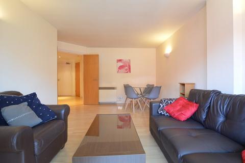2 bedroom apartment to rent, The Quays, 3 Concordia Street