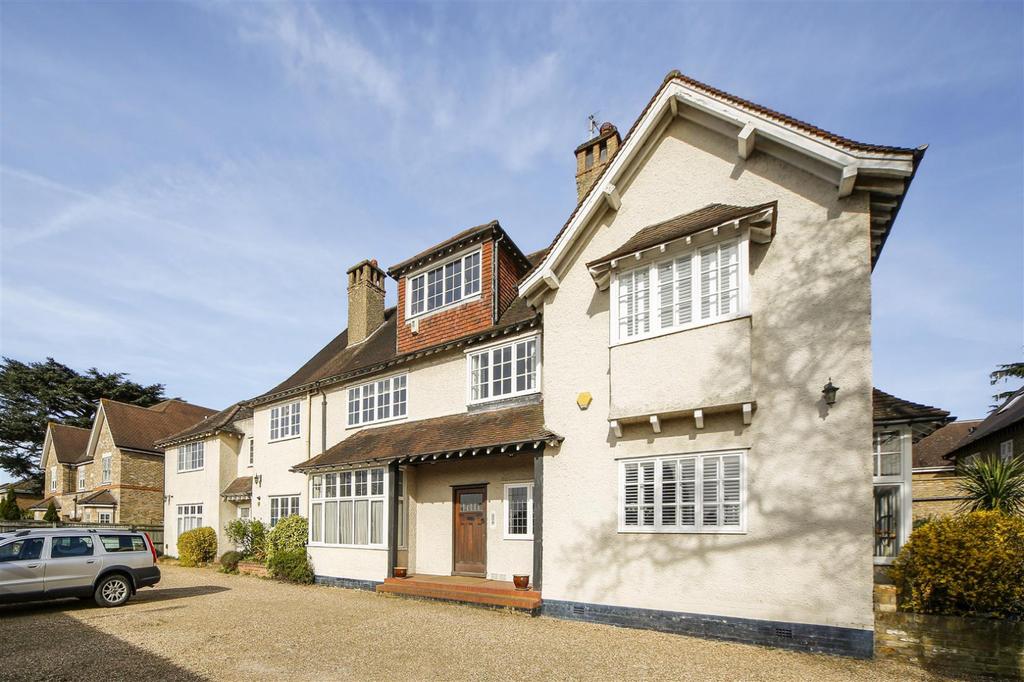 Longworth House, Woodhayes Road, Wimbledon, London, SW19 2 bed flat £