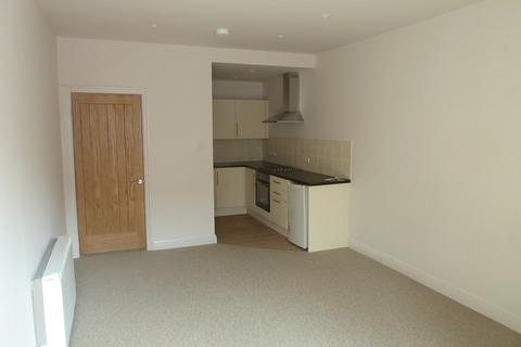 1 bedroom flat to rent, Station Road, Liss, GU33