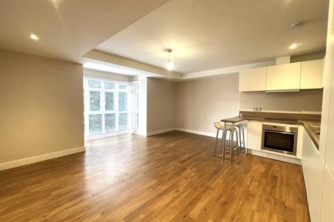 2 bedroom apartment to rent, Doran Drive, Redhill RH1