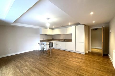 2 bedroom apartment to rent, Doran Drive, Redhill RH1