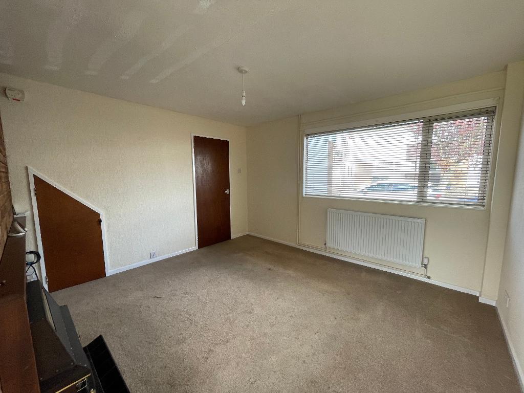 Fairfax Avenue, Sundon Park, Luton, LU3 3DE 3 bed semidetached house