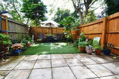 1 bedroom apartment to rent, Widmore Road, Bromley