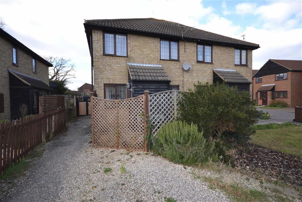 Brockenhurst Way, Bicknacre Chelmsford, Essex 1 bed end of terrace