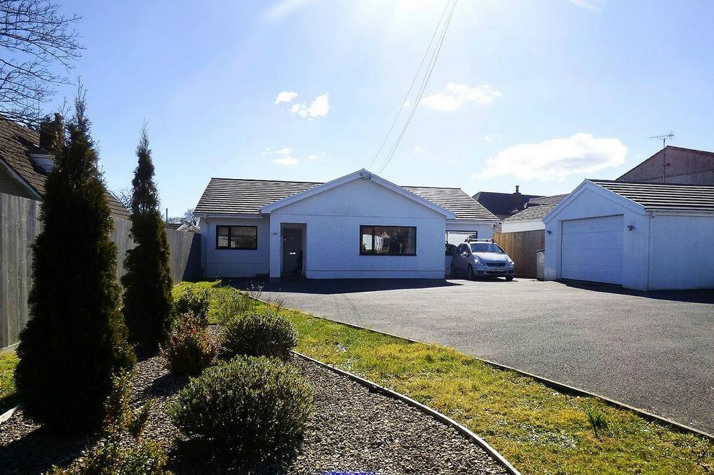 Oakdale, Mwrwg Road, Llangennech, Carmarthenshire 4 bed detached