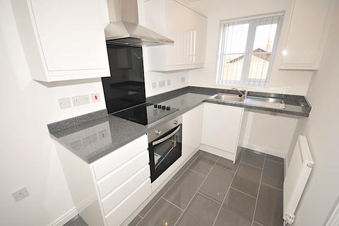 2 bedroom terraced house to rent, DUDLEY - Highview Street