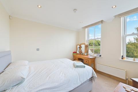 2 bedroom apartment to rent, Savill Court, 1-3 The Fairmile, Henley-On-Thames, Oxfordshire, RG9