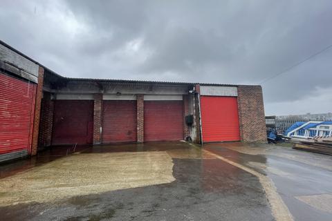 Garage to rent, Richmond House (Rear), Leeds, LS9