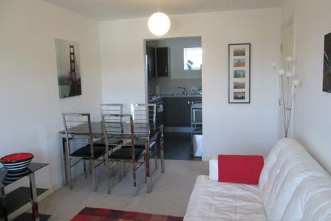 2 bedroom apartment to rent, Gelli Rhedyn, Fforestfach, Swansea, SA5 4BD