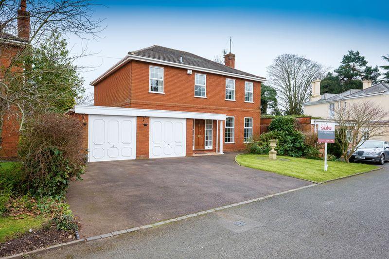 Clifton Road, Tettenhall, Wolverhampton 4 bed detached house £399,950