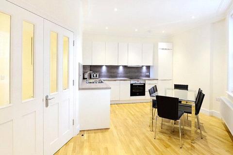 3 bedroom flat to rent - Hamlet Gardens, Hammersmith, London