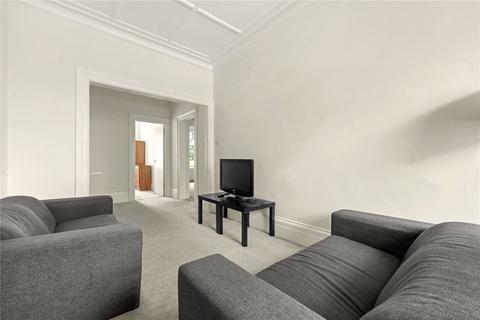 4 bedroom flat to rent, Finchley Road, St John's Wood, London