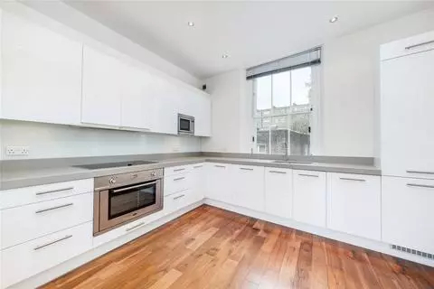 2 bedroom terraced house to rent – pohled 2
