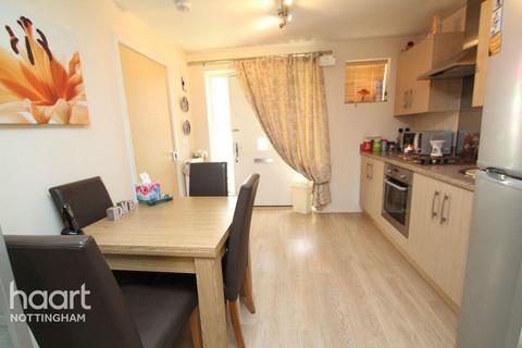 3 bedroom end of terrace house to rent, Robin Down Court, NOTTINGHAM