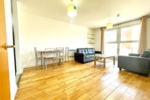 2 bedroom apartment to rent, Monarch Way, Ilford, IG2