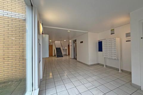 2 bedroom apartment to rent, Monarch Way, Ilford, IG2