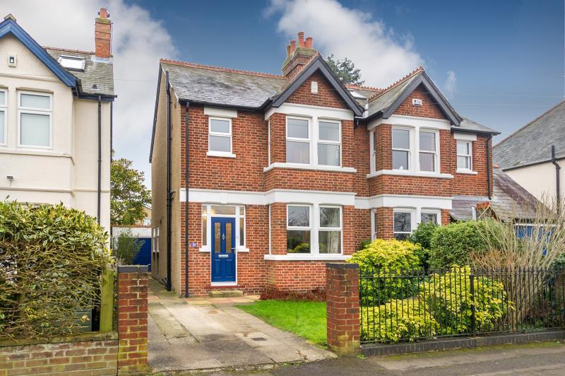 York Road, Headington, OX3 8NW 3 bed semidetached house £1,500 pcm