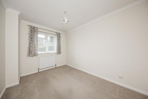 17 Bridge Close, Horam, Heathfield, TN21 0HJ