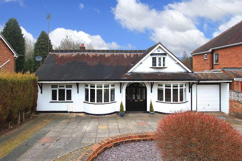 WOMBOURNE, Bratch Lane 5 bed detached bungalow £395,000