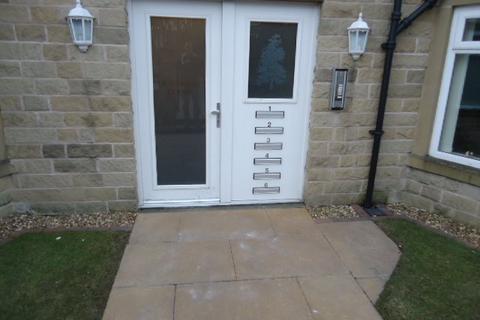 2 bedroom apartment to rent, Cravendale Court, Colne