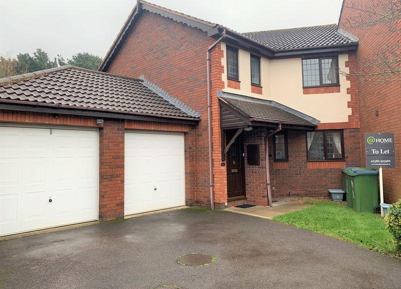 HALF PRICE ADMIN FEE'S! Waterside Park, Southampton 2 bed flat £750 pcm (£173 pw)