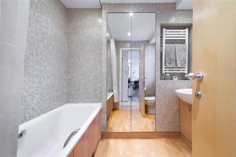 1 bedroom flat to rent, Flask Walk, Hampstead, London