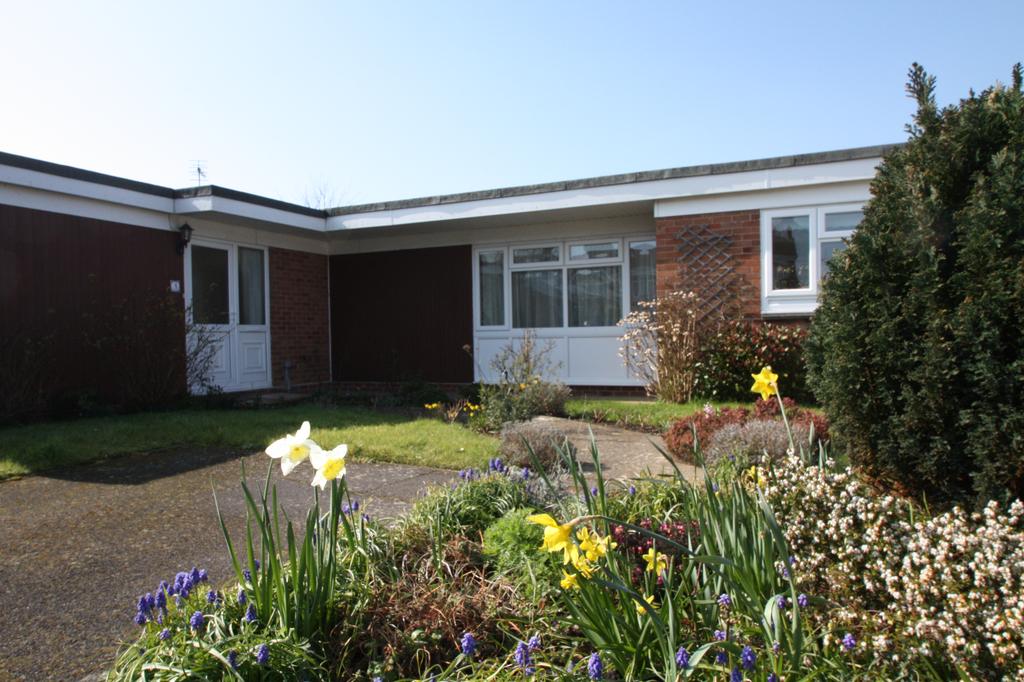 Little Green Orchard, Alverstoke, Gosport PO12 3 bed detached bungalow