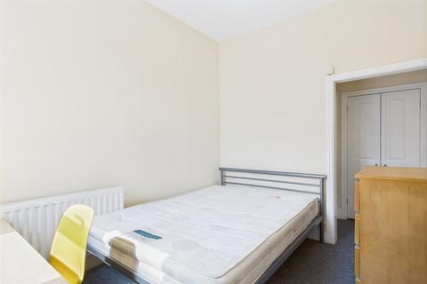 3 bedroom flat to rent, Coniston Avenue, West Jesmond, Newcastle Upon Tyne