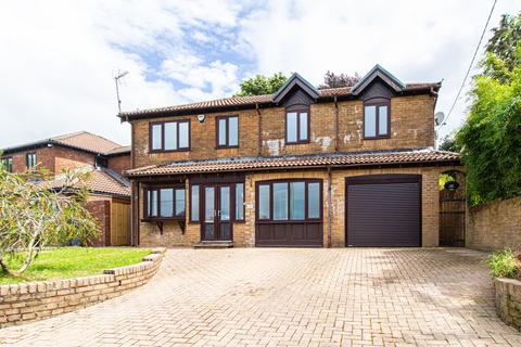 5 bedroom detached house to rent, Waun Hir, Efail Isaf