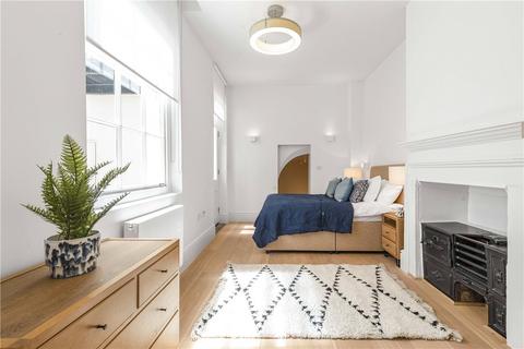 4 bedroom apartment to rent, Devonshire Place, Marylebone, London, W1G