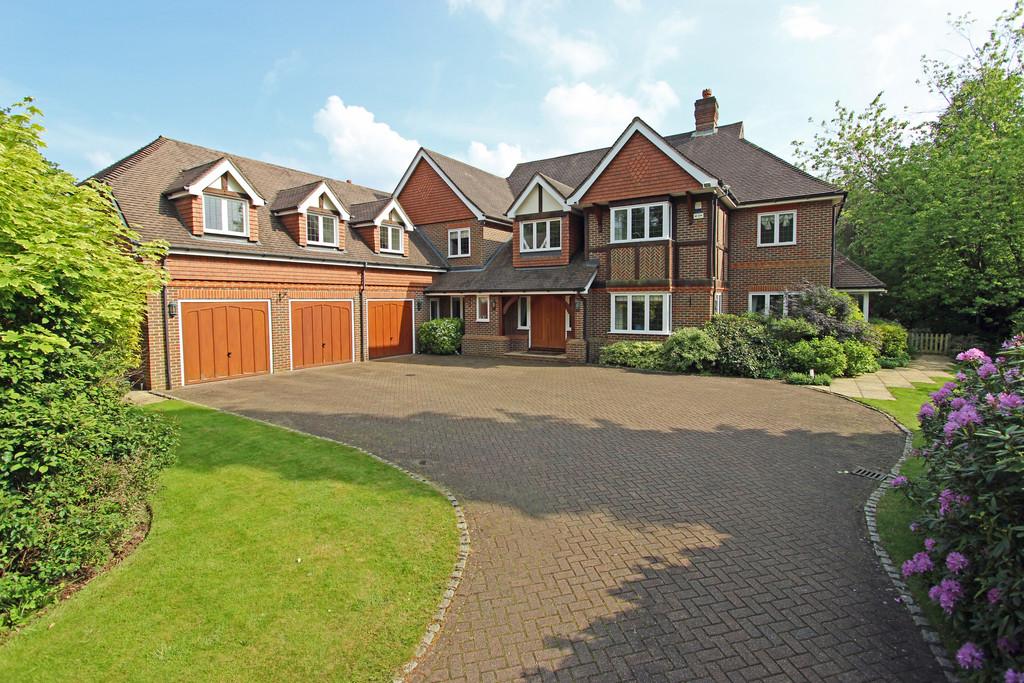 Beech Drive, Kingswood 5 bed detached house £2,350,000
