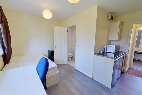 undefined, Guildford Park Avenue, Guildford GU2 7NH