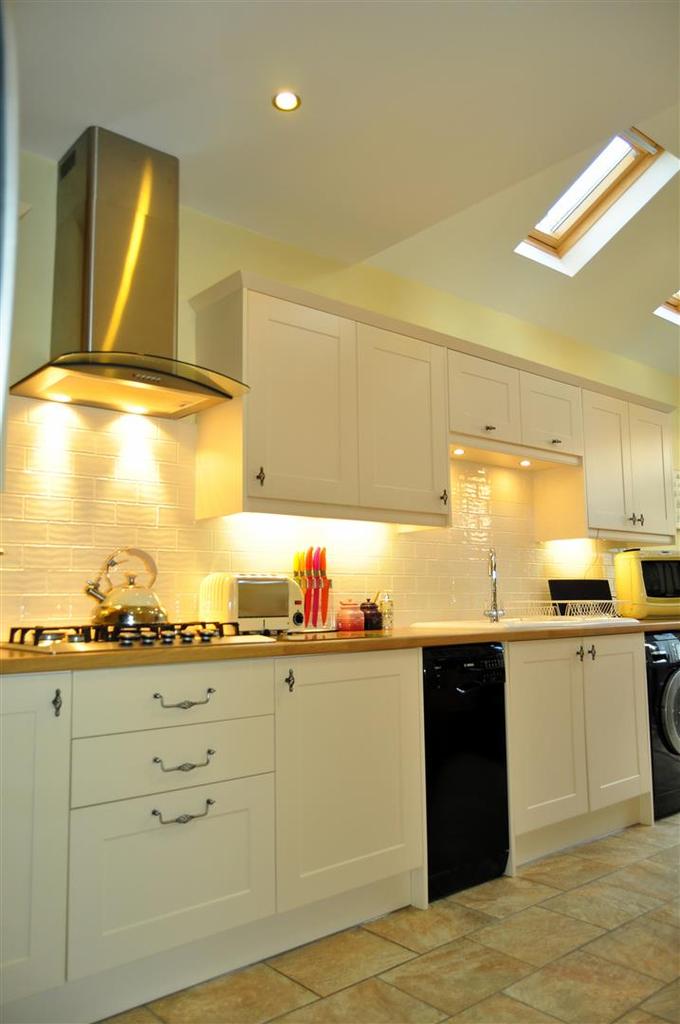 Holy Cross Green, Clent, Stourbridge 2 bed terraced house £255,000