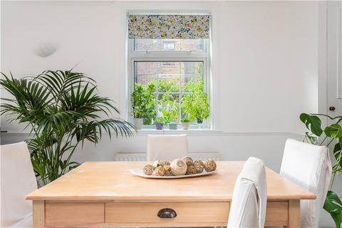 2 bedroom apartment for sale, Bowden Street, Kennington, London, SE11