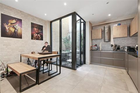 3 bedroom house for sale, Broadley Street, London